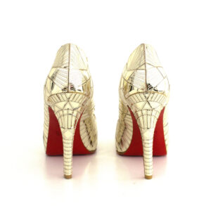Sapato Louboutin Peep Toe Prata Tam. 39