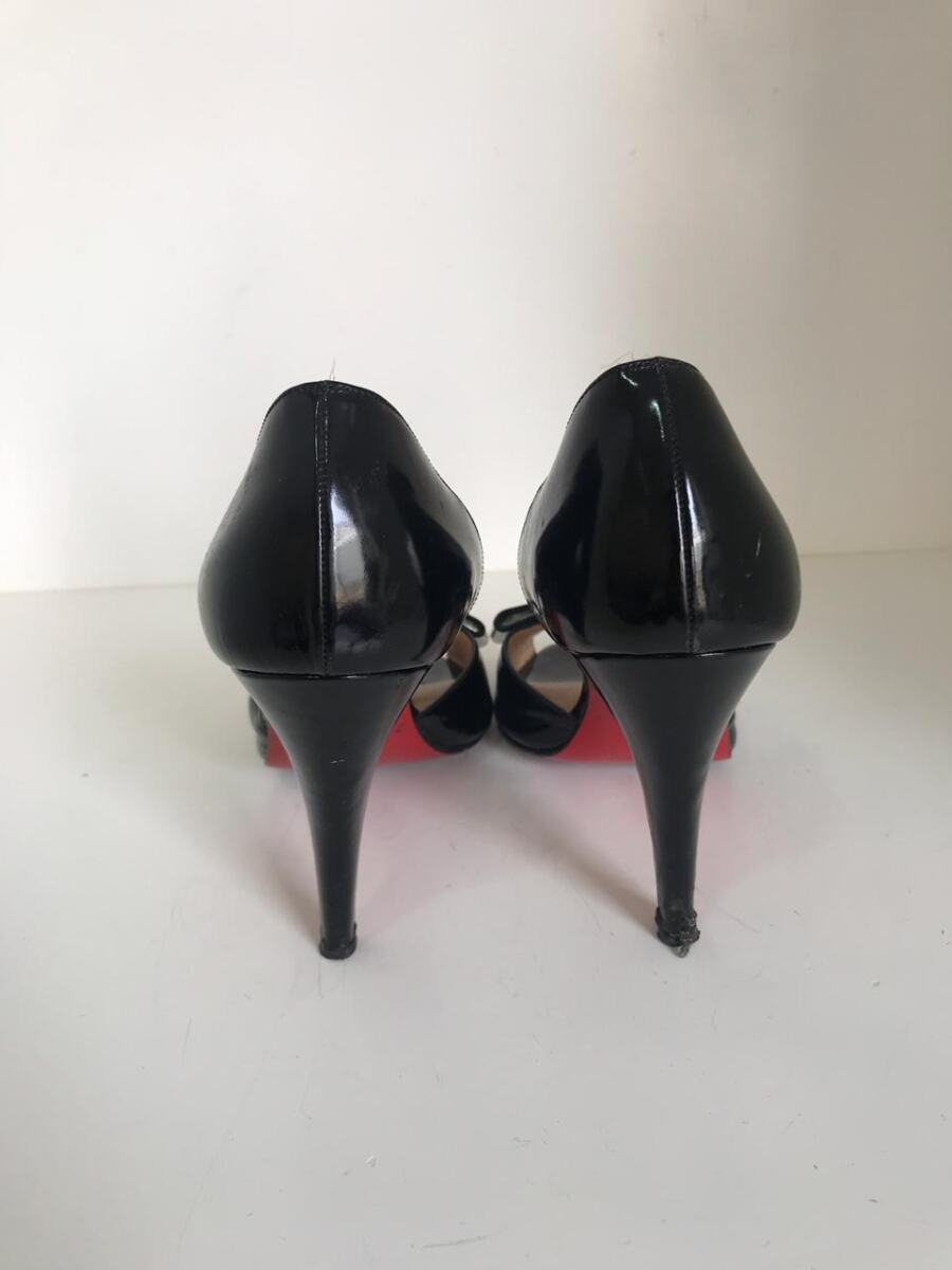 Sandália Louboutin, sola 37,5