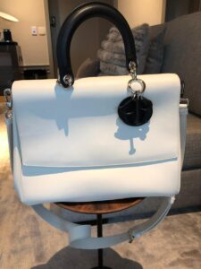 Bolsa Dior Branca com Detalhes Preto