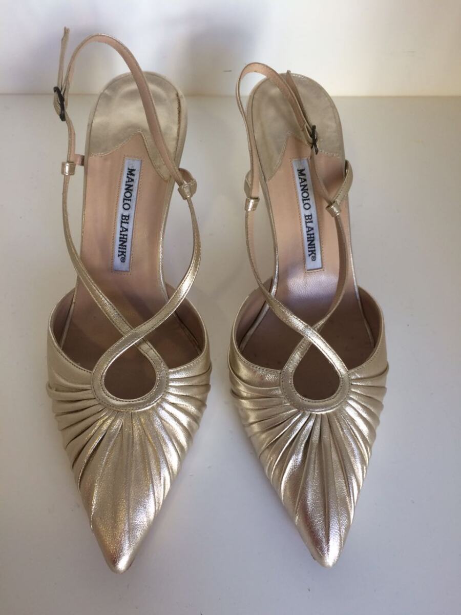 Sapato Manolo Blahnik dourado, sola 40 !
