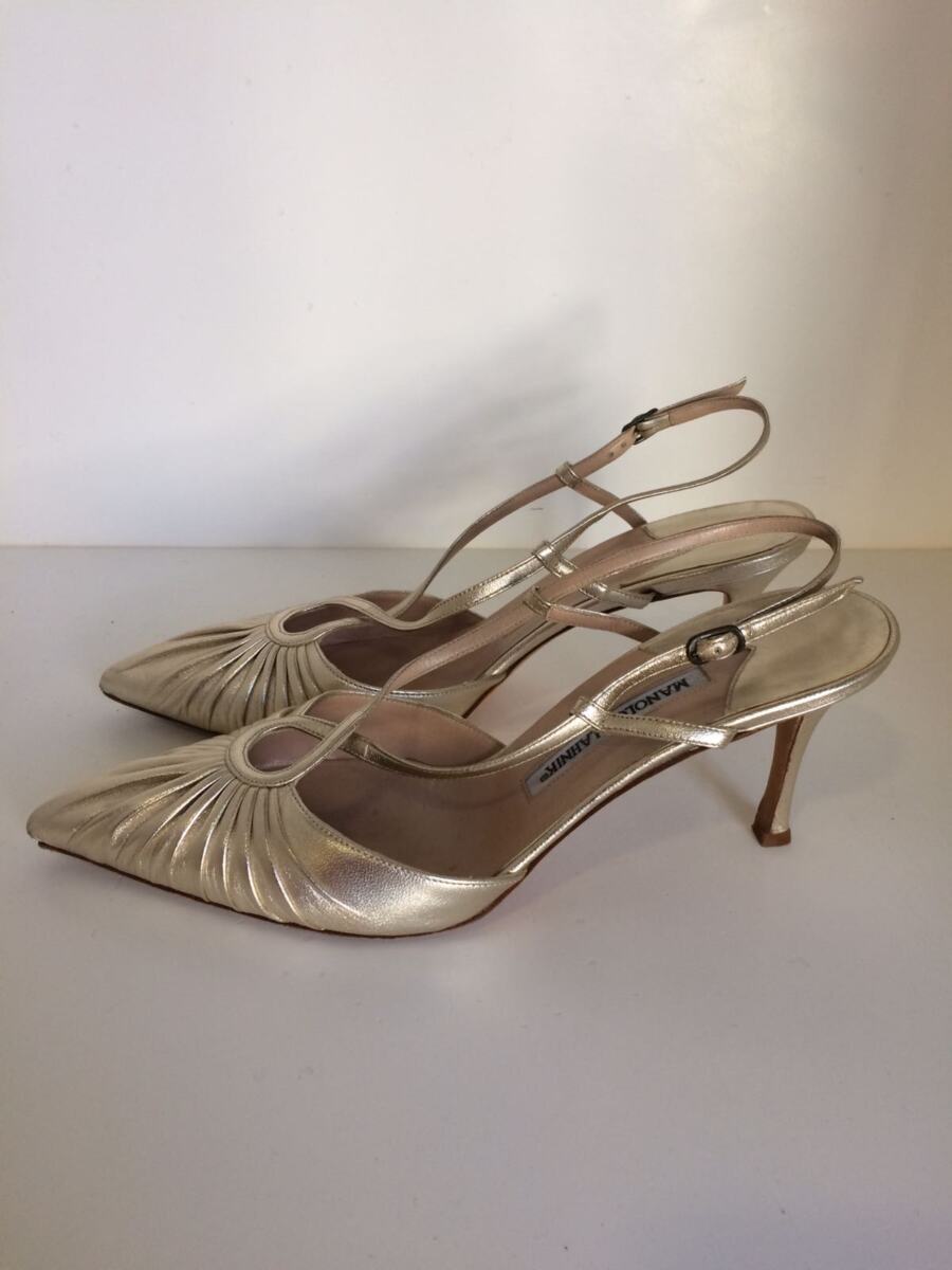 Sapato Manolo Blahnik dourado, sola 40 !