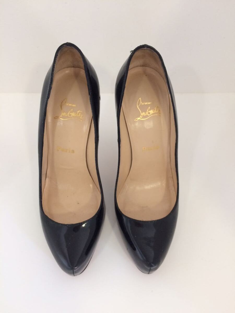 Sapato Louboutin preto sola 37