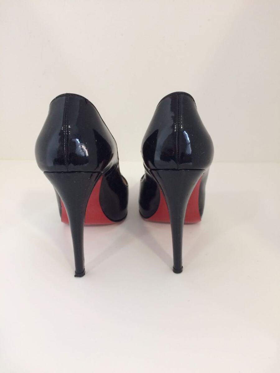 Sapato Louboutin preto sola 37