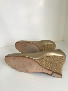 Sapato Lanvin dourado, sola 38