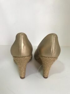 Sapato Lanvin dourado, sola 38
