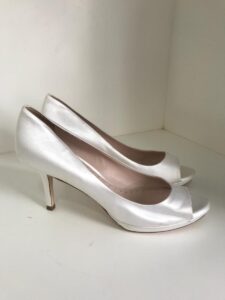 Sandalia Miu Miu de cetim, sola 38,5