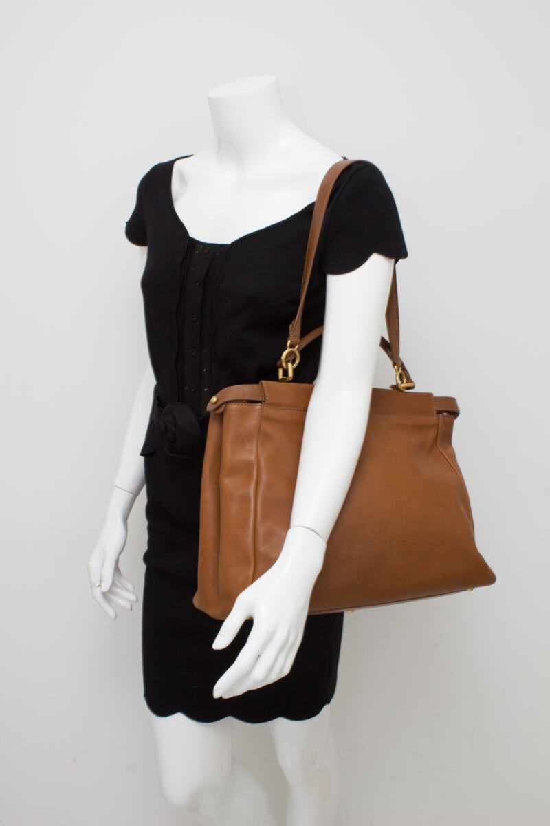 Bolsa Fendi Peekaboo Large Marrom