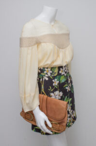 Clutch Jimmy Choo Marrom e Dourado