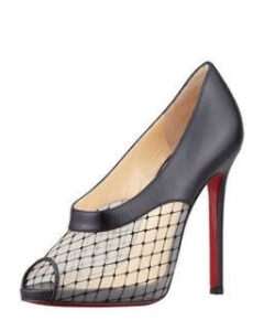Sapato Christian Louboutin Tela Preta Tam. 38,5
