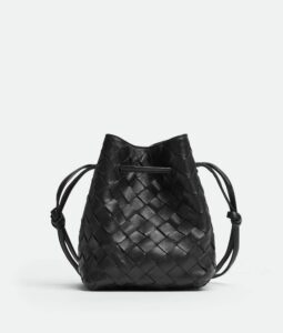 Bolsa Bottega Veneta Small Intrecciato Bucket Preta