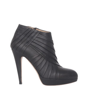 Ankle Boot Valentino Preta c/ Detalhes Drapeados Tam.35 Br