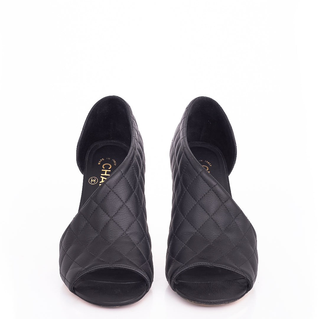 Peep Toe Chanel Preto c/ Detalhe Vazado Tam. 37 Br
