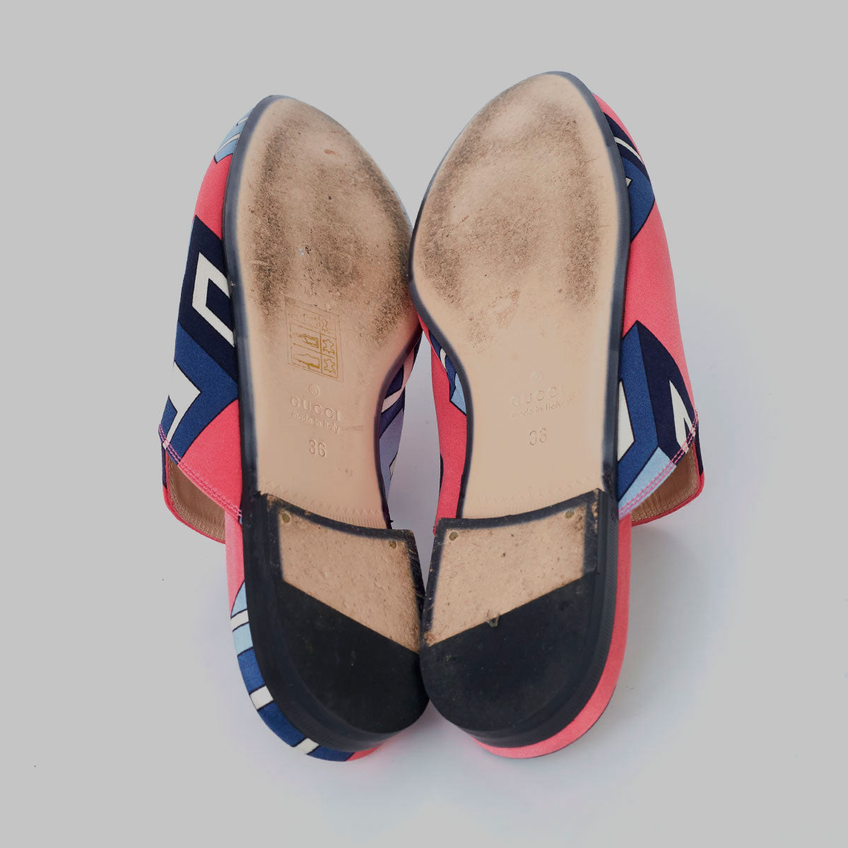 ⁠Mule Gucci Princetown Horsebit Rosa Estampado Tam. 34 Br
