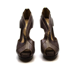 Sapato Fendi Python Tam. 38
