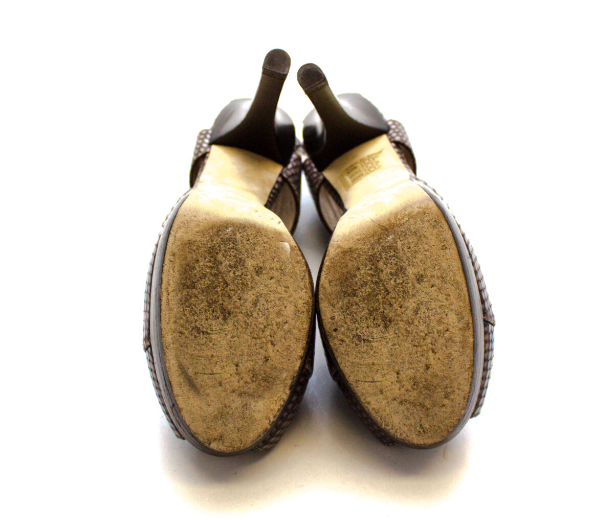 Sapato Fendi Python Tam. 38