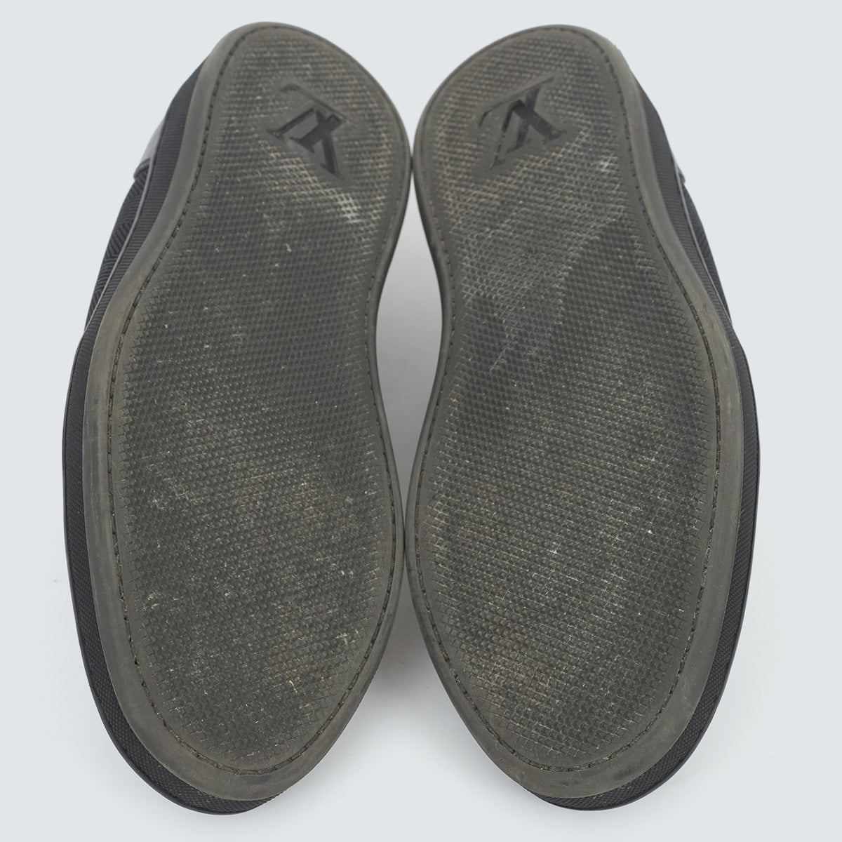 Tenis Louis Vuitton Masculino Tam. 38 BR