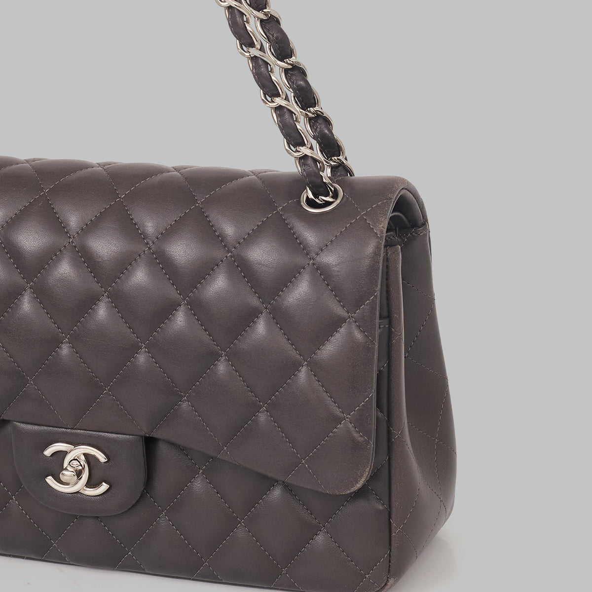Bolsa Chanel Clássica Jumbo Chumbo