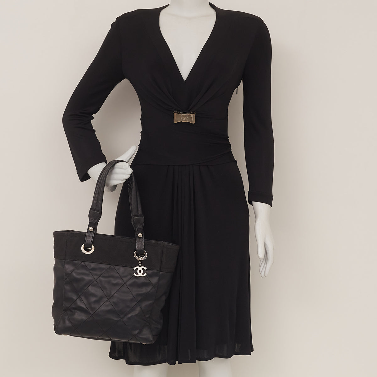 Bolsa Chanel Tote Preta