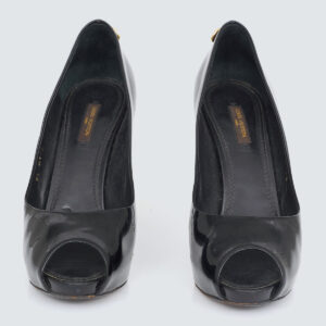 Peep Toe Louis Vuitton Preto tam. 37 br