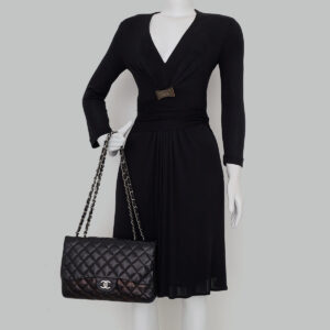 Bolsa Chanel Classic Flap Jumbo Preta