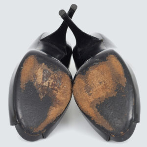 Peep Toe Louis Vuitton Preto tam. 37 br