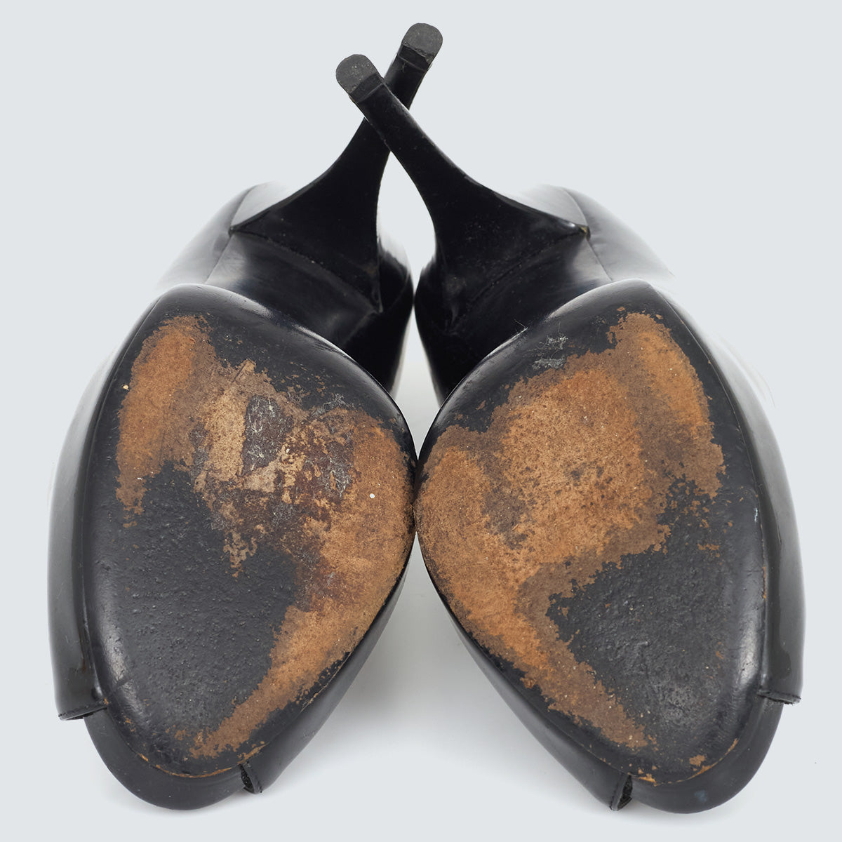 Peep Toe Louis Vuitton Preto tam. 37 br