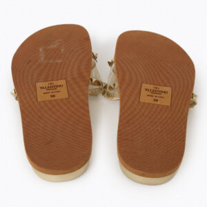 Papete Valentino Dourada com Studs Tam. 37 Br