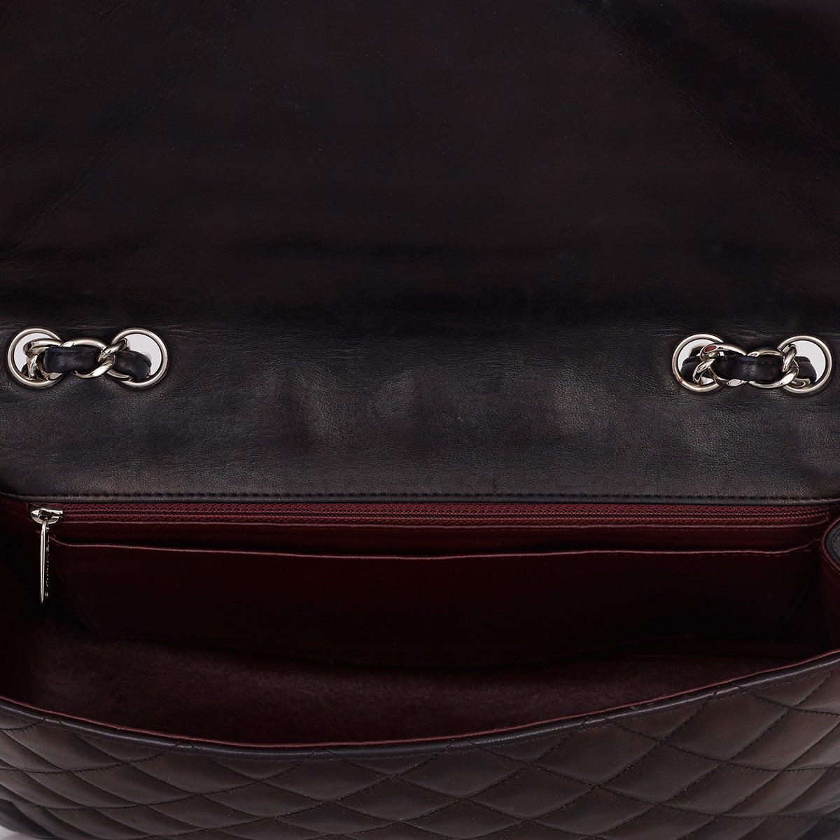 Bolsa Chanel Classic Flap Jumbo Preta