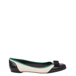 Sapatilha Ferragamo Off White TAM. 36 BR