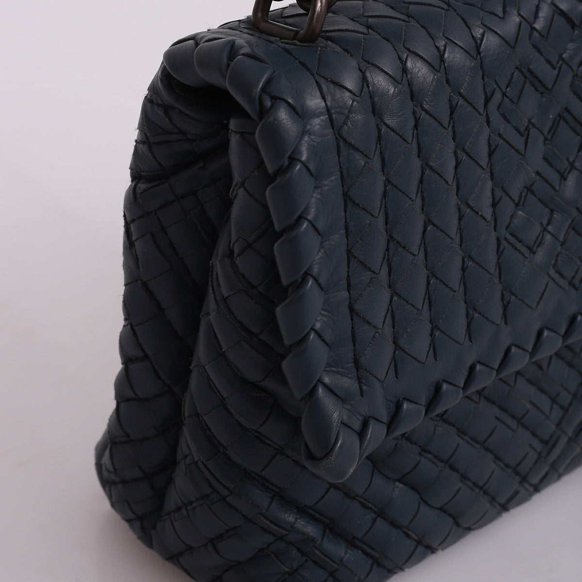 Bolsa Bottega Veneta Olimpia Intrecciato Azul Marinho