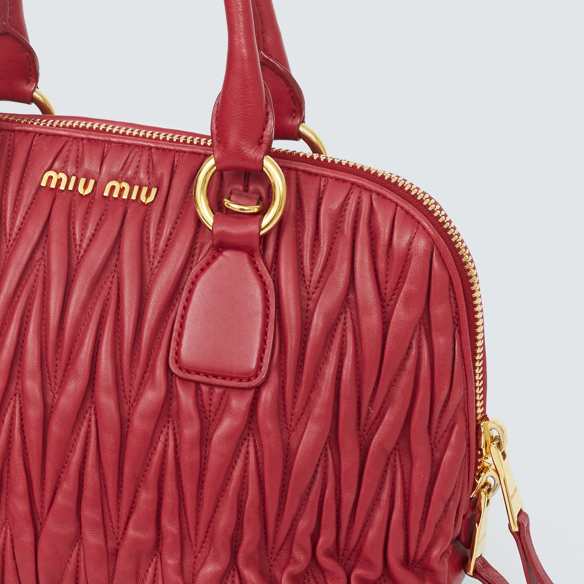 ⁠Bolsa Miu Miu Vermelha Matelassê