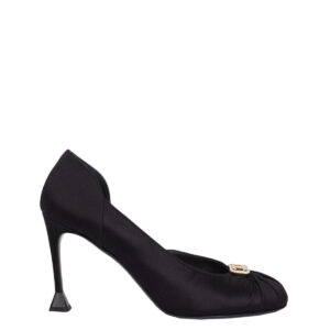 ⁠Sapato Chanel Preto tam. 39 br