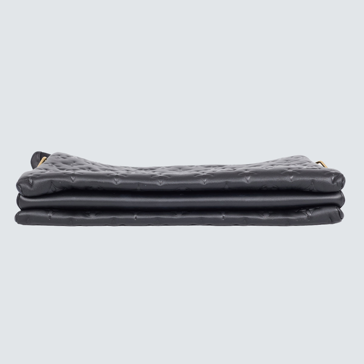 Bolsa Louis Vuitton Coussin MM Preto