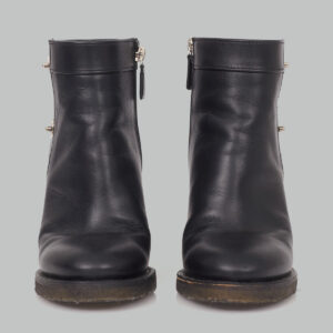 ⁠Bota Chanel Preta TAM. 35 BR