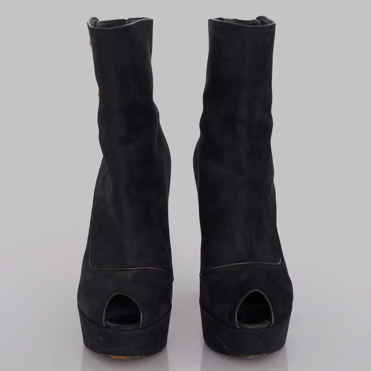 Ankle Boot Louis Vuitton Preta Tam. 37,5 Br
