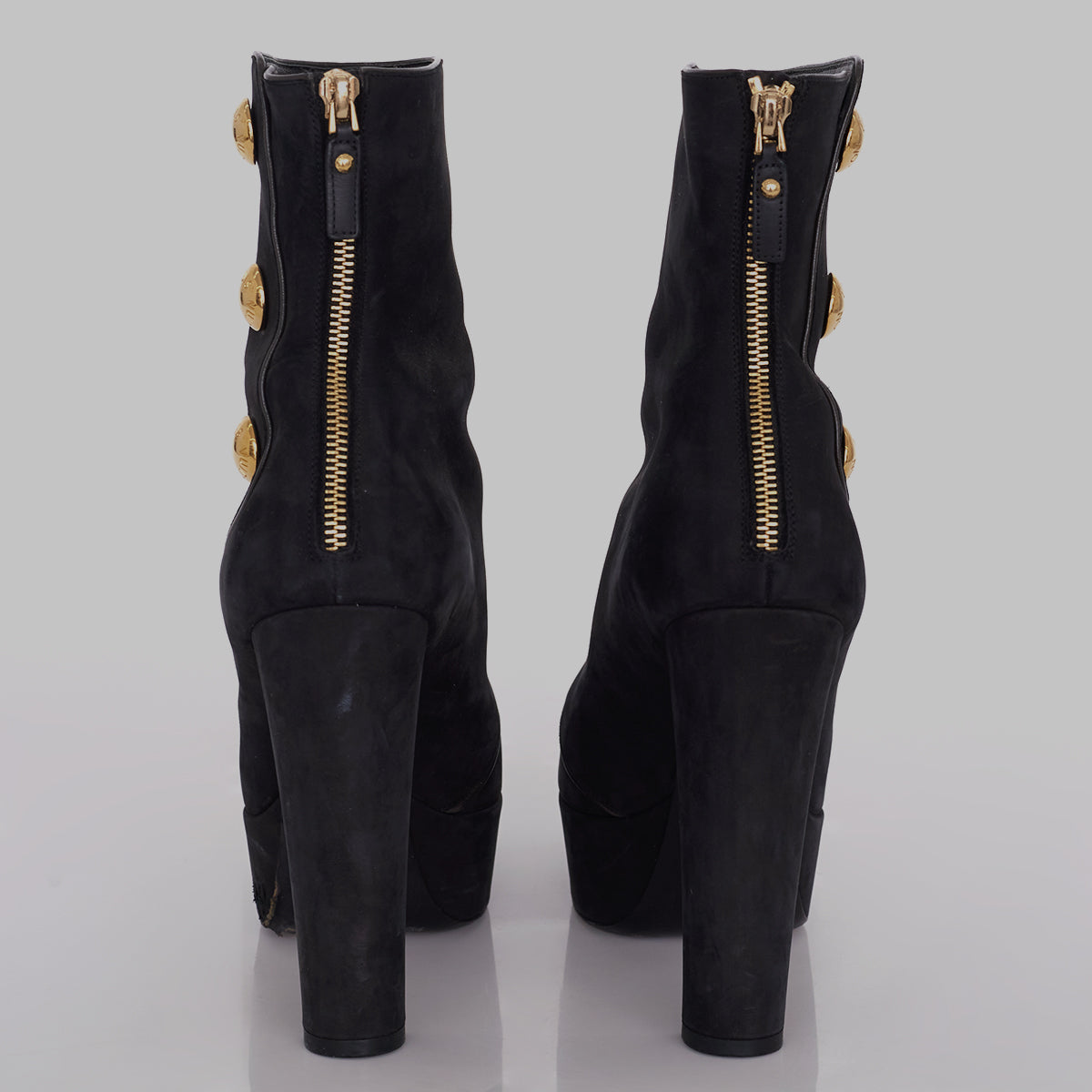 Ankle Boot Louis Vuitton Preta Tam. 37,5 Br