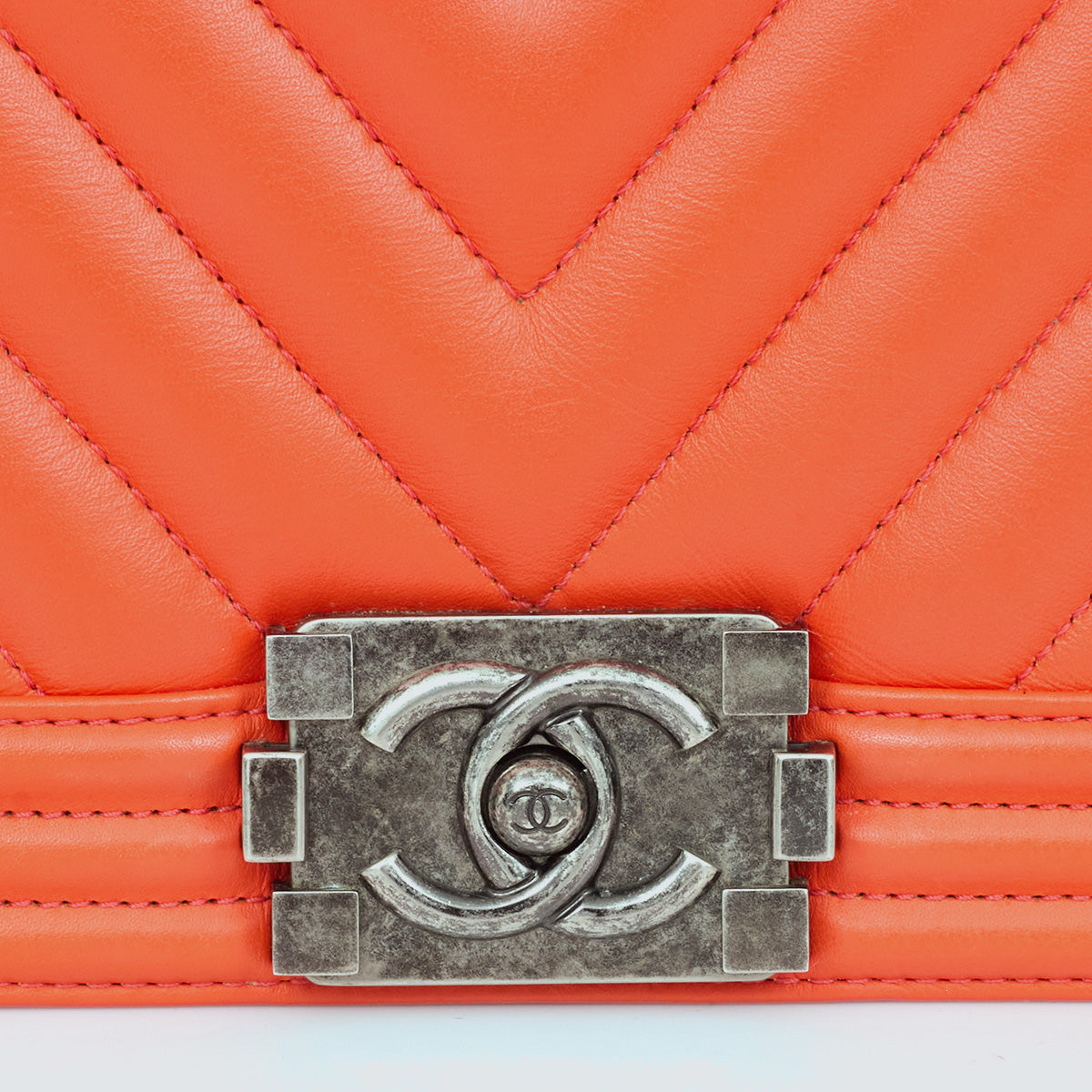 Bolsa Chanel Boy Coral