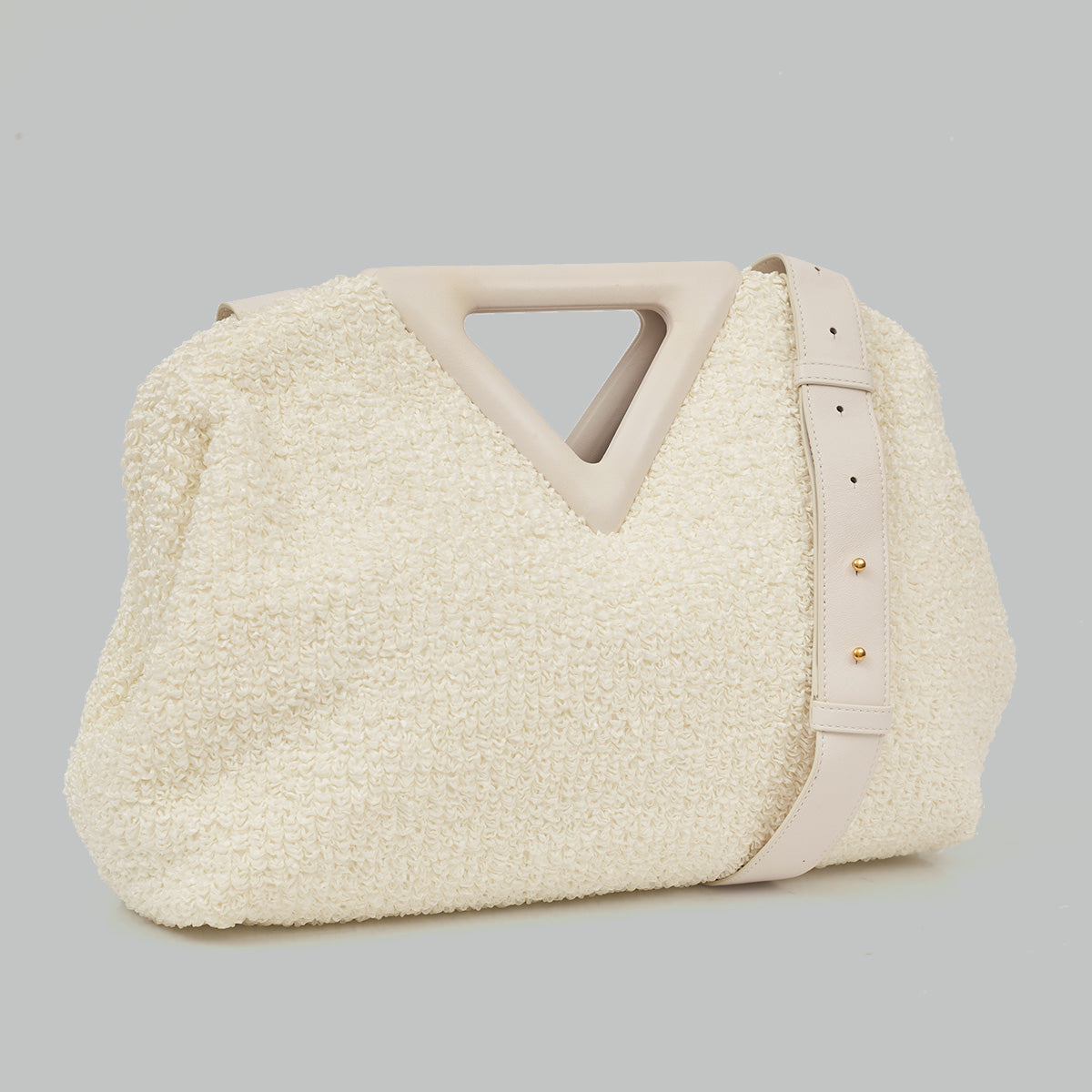 Bolsa Bottega Veneta Pouch Atoalhada com Alça