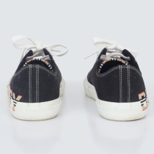 ⁠Tênis Burberry Preto Tam. 32 Br