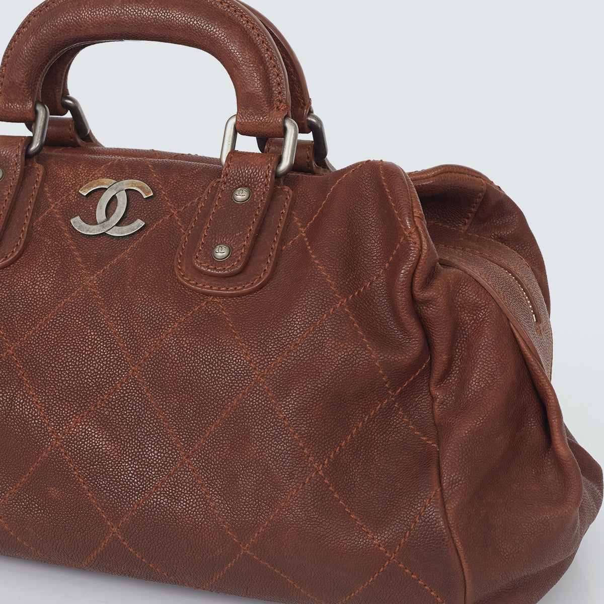 Bolsa Chanel Matelassê Marrom