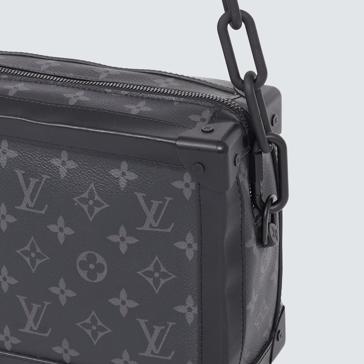 Bolsa Louis Vuitton Soft Trunk Preto