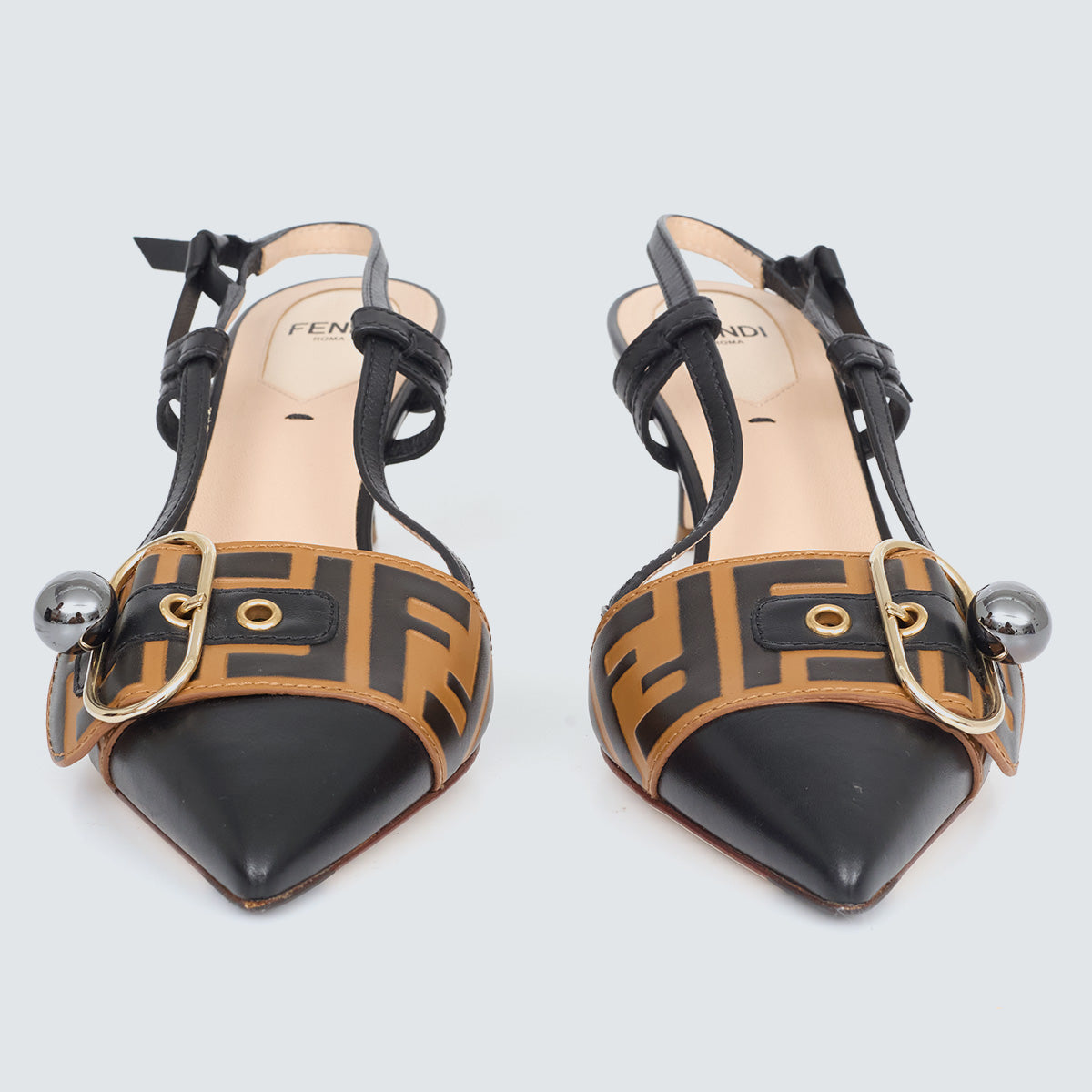 Scarpin Fendi Slingback FF Tam. 36 BR