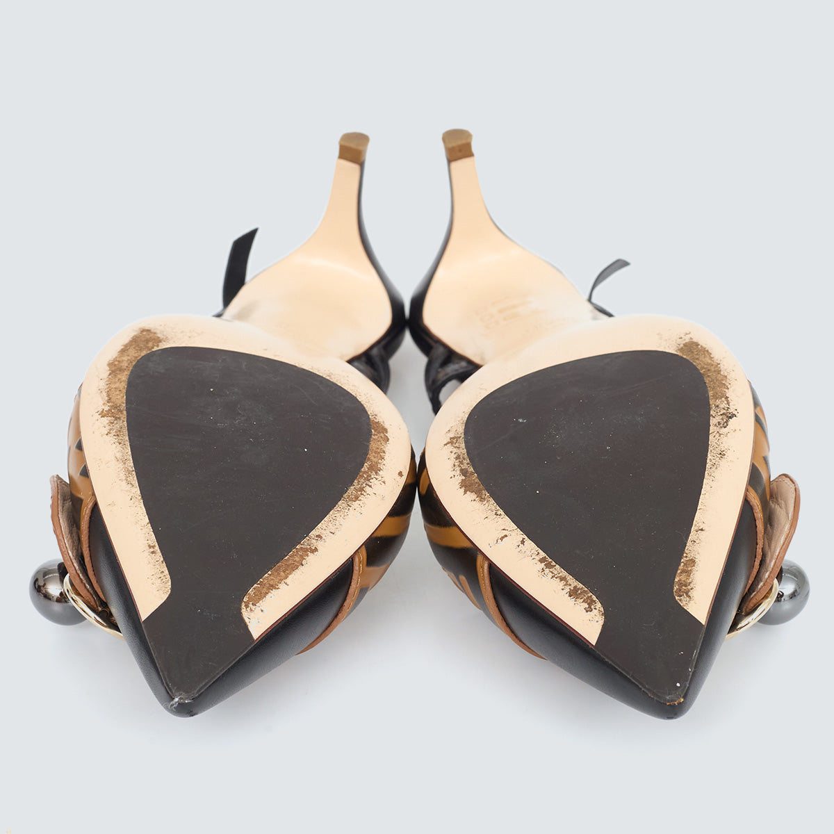 Scarpin Fendi Slingback FF Tam. 36 BR