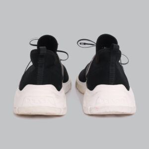 Tenis Prada Preto e Branco TAM. 38 BR