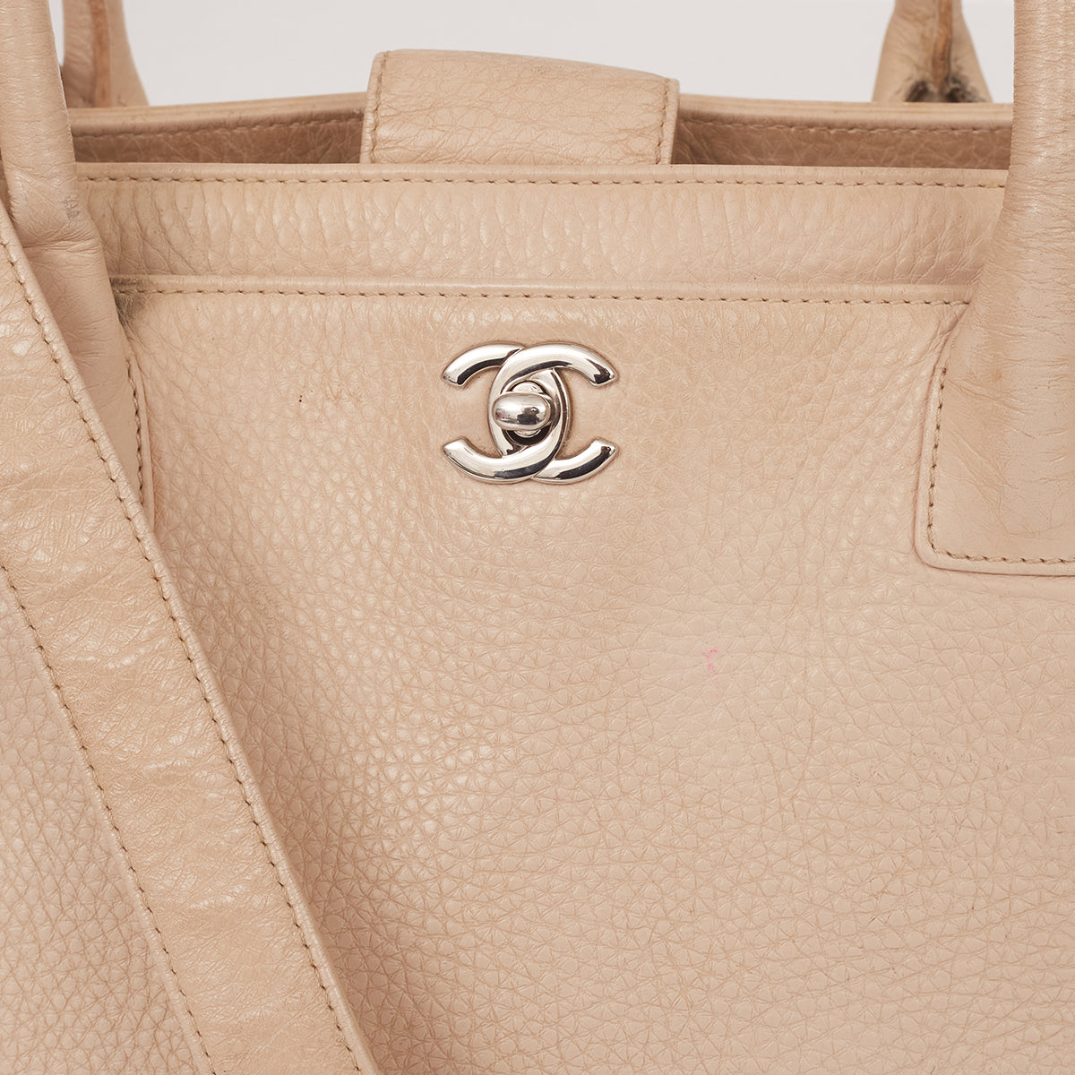 Bolsa Chanel Executive Bege