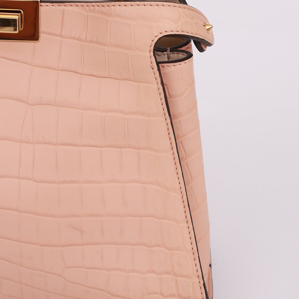 Bolsa Fendi Peekaboo Croco Salmão