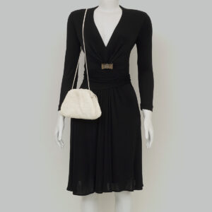 Bolsa Bottega Veneta Mini Pouch Curly Raffia Branca