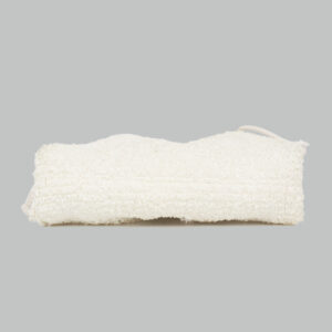 Bolsa Bottega Veneta Mini Pouch Curly Raffia Branca