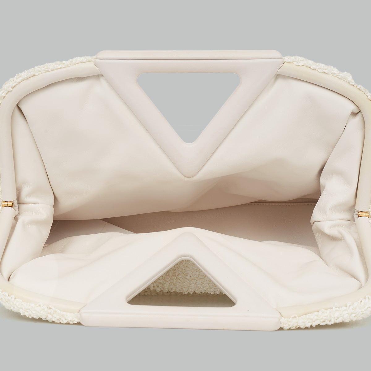 Clutch Bottega Veneta Medium Point Branca