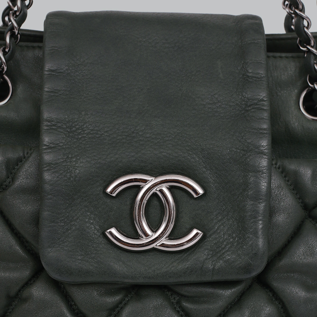 Bolsa Chanel Tote Matelassê Verde